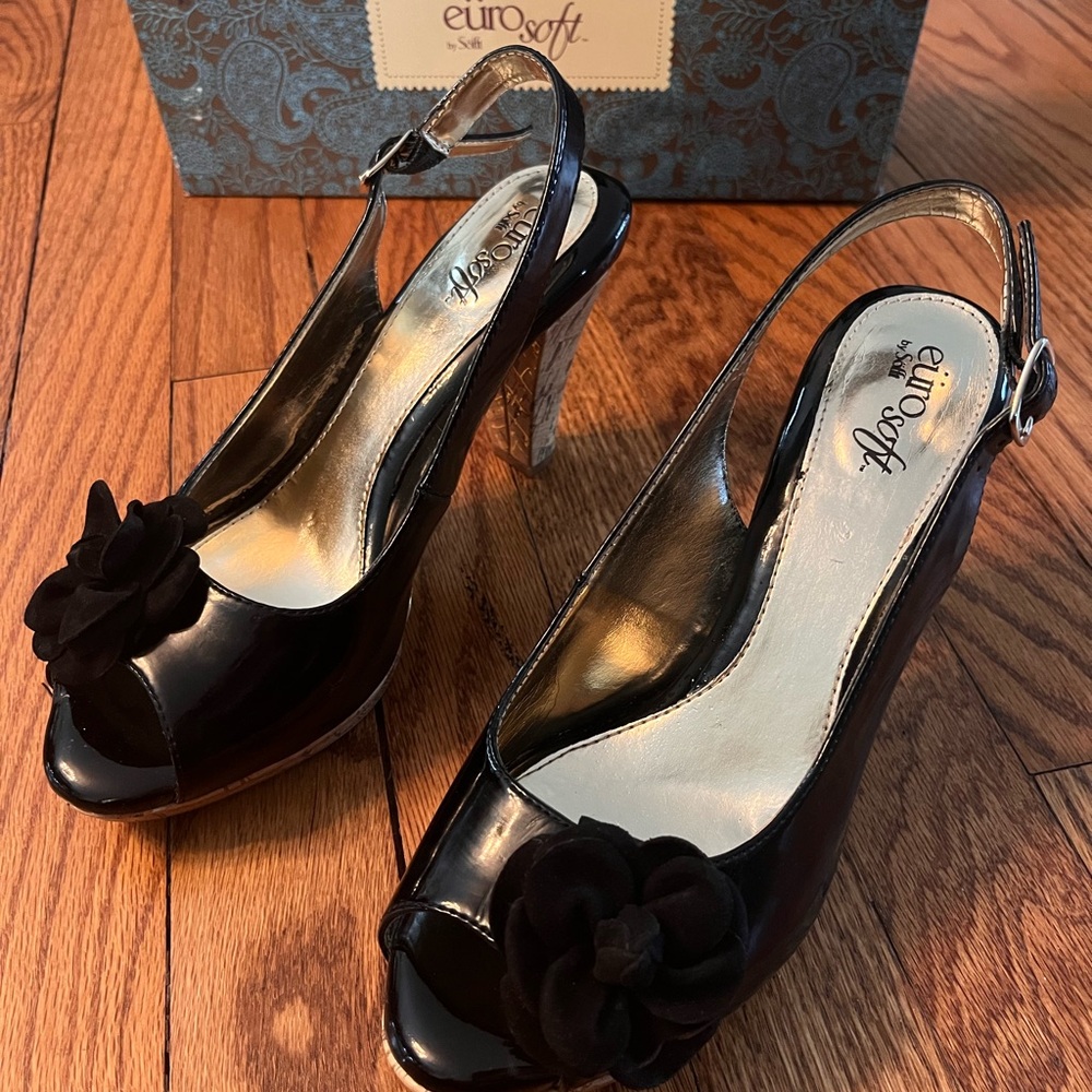 EuroSoft by Sofft Black Patent Leather Cork Heel Sandal, Slingback - size 7